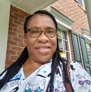 Meet your Posher, Devonnie